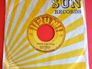 Rockabilly 45 ELVIS PRESLEY Milkcow Blues Boogie SUN 215 Dead Wax: U-140/1-45-RE