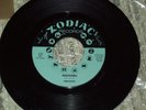 Vintage soul Footsteps /A Dream Creations 45 vinyl record Zodiac Z-1005