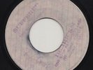 '68 DERRICK'S BOSS REGGAE 45 KINGSTONIANS SUFFERER/KISS A FINGER ?