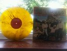Me first and the gimme gimmes love their country  on yellow and black vinyl