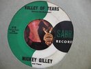 MICKEY GILLEY GREAT COUNTRY / RAB 45 SABRA 518 VALLEY OF TEARS HEAR IT