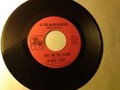 DOBBIE GRAY, OUT ON THE FLOOR ORIG 7'' 'RARE SOUL' NEAR MINT