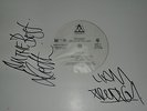 PRODIGY THE FAT OF THE LAND 1997 US 2LP W/L SIGNED BY KEITH FLINT & LIAM HOWLETT