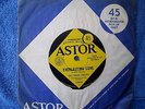 THE TOWN CRIERS-EVERLASTING LOVE/I CAN'T HELP MYSELF-45 RPM 7