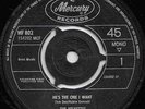 THE VELVETTES  HES THE ONE I WANT  UK ORIG  HARD TO FIND GIRL GROUP SOUND