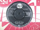 ELVIS PRESLEY - 