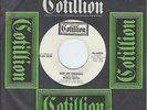 NORTHERN SOUL 45-MOSES SMITH-KEEP ON STRIVING-COTILLION-DJ-LISTEN
