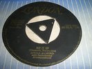 LITTLE RICHARD - RIP IT UP / READY TEDDY = GOLD TRI CENTRE