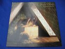 KATE BUSH - LIONHEART - GATEFOLD - EMBOSSED GOLD WRITING - VINYL LOOKS UNPLAYED