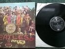 THE BEATLES 1967 SERGEANT PEPPER PARLOPHONE LP 33rpm with original insert VGC