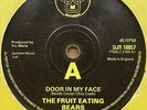 FRUIT EATING BEARS - DOOR IN MY FACE ORIG UK DJM 45 CLIP