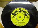 What's wrong with me baby  The  Invitations 45 Soul Sounds (Northern)