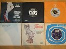 12 Singles - 7 - Beatles - Rolling Stones - Kinks - Doors.... -  VG+ to NM