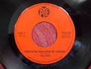 The Kinks Dedicated Follower Of Fashion original 45 Canada NEAR MINT CONDITION