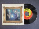 THE BEATLES - STRAWBERRY FIELDS FOREVER/PENNY LANE 45 RPM CAPITOL PICTURE SLEEVE