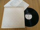PINK FLOYD ...THE WALL....UK ISSUE HARVEST SHDW 411