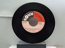 TED TAYLOR -(45)- HOW'S YOUR LOVE LIFE, BABY / (THIS IS A) TROUBLED WORLD - 1971