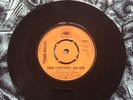 Thane Russal &three Rare Uk 7 Drop Everything And Run Rare Uk Cbs 7