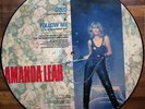 Amanda Lear ?