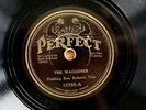 78 Perfect FIDDLING DOC ROBERTS TRIO The Waggoner/Shortenin' Bread 12765 Fiddle