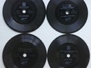 4 rare POCKET DISCS beach boys mamas & the papas tiny tim della reese candymen ?