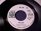The SUN Soul Sync KILLER RARE GARAGE PSYCH Heavy Fuzz  DJ PROMO 45 Hear