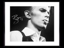 *RARE - DAVID BOWIE - ROCK LEGEND - HAND SIGNED ORIGINAL AUTOGRAPH