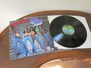 Thin Lizzy - Fighting LP - ORIGINAL Nr Mint Early English Vinyl - World Shipping