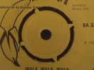 walk,walk,walk/wailing souls