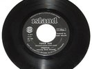 TRAFFIC: Paper Sun/ Giving To You  RARE CANADIAN Black Label 60s 45 7