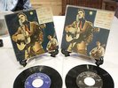 ELVIS PRESLEY 7 TWO  DIFFERENT YELLOW MOON COVER RCA ITALIANA