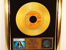 Bonnie Tyler, It´s A Heartache, Single,  Award, goldene Schallplatte, platin