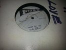 STUDIO ONE/NEVER LET GO - SLIM SMITH [REGGAE]  12