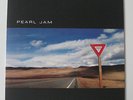 Pearl Jam Yield LP US 1998 Epic E 68164 Near Mint Vinyl