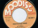 BOSS REGGAE PUSH ME IN THE CORNER THE ETERNALS-MUDIES MADNESS.MOODISC UK 7