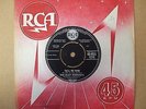 45-RCA 1213 The Isley Brothers - Tell Me Who / Say You Love Me Too - 1960