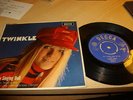 Twinkle    A Lonely Singing Doll    EP
