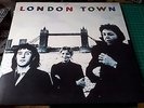 WINGS (PAUL MCCARTNEY) london town PAS 10012 1st with poster LP PS EX/EX beatles