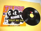 THE DOORS     LIGHT MY FIRE / BREAK ON TROUGH/TAKE IT AS COMEES      T 4 TOP