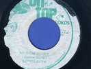 1365 RONNIE DAVIS-NO WEAK HEART-ON TOP-1976 REGGAE 45 7