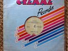 PINK FLOYD ,  ZIMBABWE  PRESSING , 2 LP , A NICE PAIR , GENERIC SLEEVE
