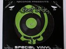 LP Six Feet Under -