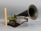 Antique Working, Standard Type AU Talking Machine Phonograph & Horn, NR