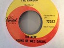 WES DAKUS - the chaser / organized - mod garage soul instro CANADA capitol 45