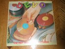 DEVO / THE MEN WHO MAKE THE MUSIC   Live Australia Double Album   MINT   SEALED