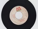 MICRON/LIFE IN THE GHETTO  -  LEROY BROWN & BLACK TRAPS  (75  REGGAE  ROOTS 7