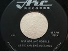 ROCKABILLY Artie & The Mustangs SKIP HOP AND WOBBLE Arc 45 rare Canadian