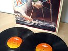 Jeff Wayne War Of The Worlds + Booklet Dutch 2 x LP CBS 96000 1978 EX/NM