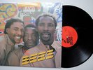 THE BEES she's a witch (tikoloshi) SOUTH AFRICA AFRO SYNTH BOOGIE  - hear MP3