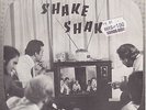 THE SHAKE SHAKES-You Can Run b/w Who's Got My Baby 7